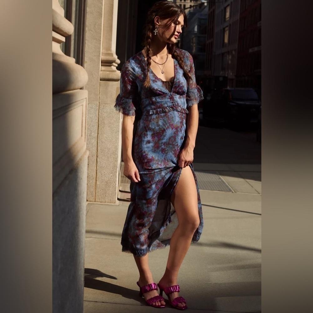 UO Florence Chiffon Printed Midi Dress, Blue, Small, NWT - Picture 2 of 8